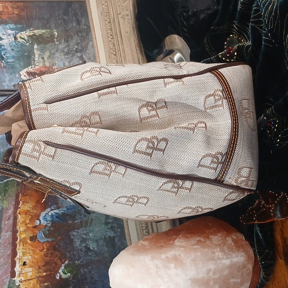 Dooney & Bourke Tan and Brown Tote Bag with Signature Monogram - Picture 6 of 12